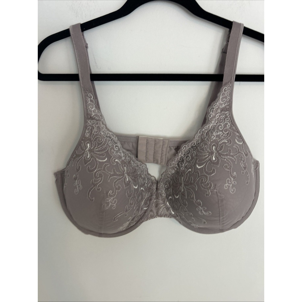 Women's Bra Size 44D Style 4513‎ Lace Wire Taupe Adjustable Back And Should